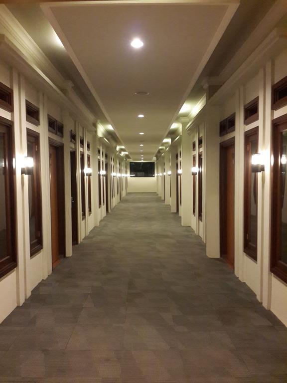 Raja Residence Jambi Buitenkant foto