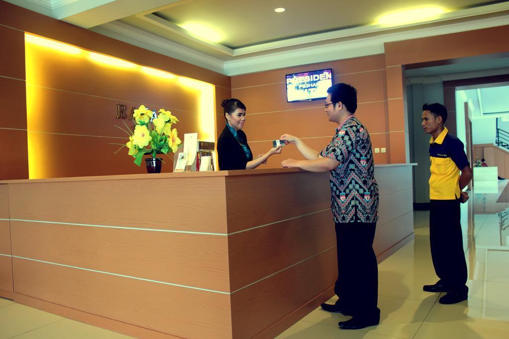 Raja Residence Jambi Buitenkant foto